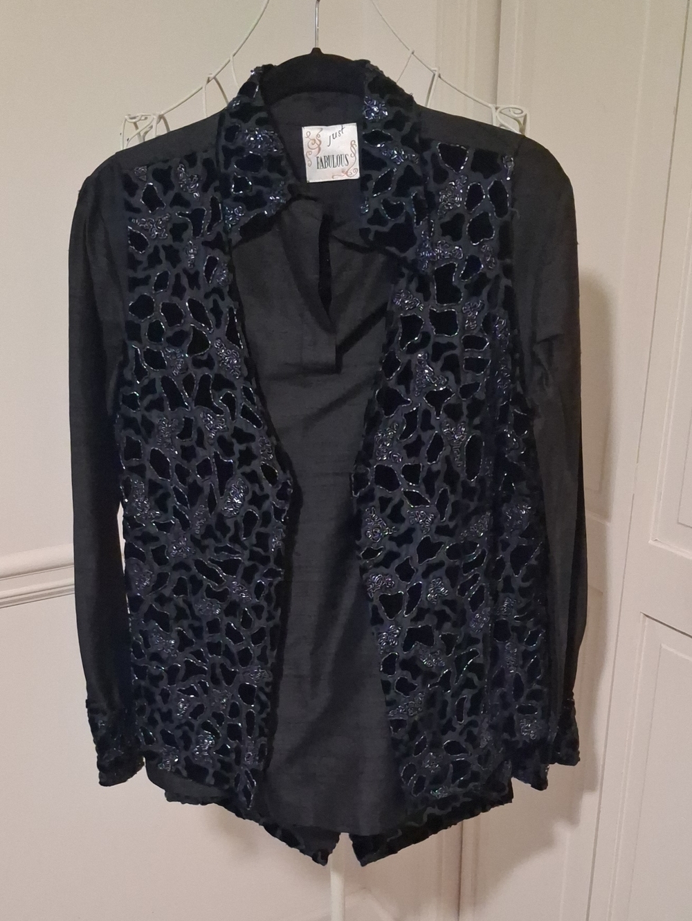 JustFab 2 Piece Matching Black Sequin-Patterned Open Front Vest And Top